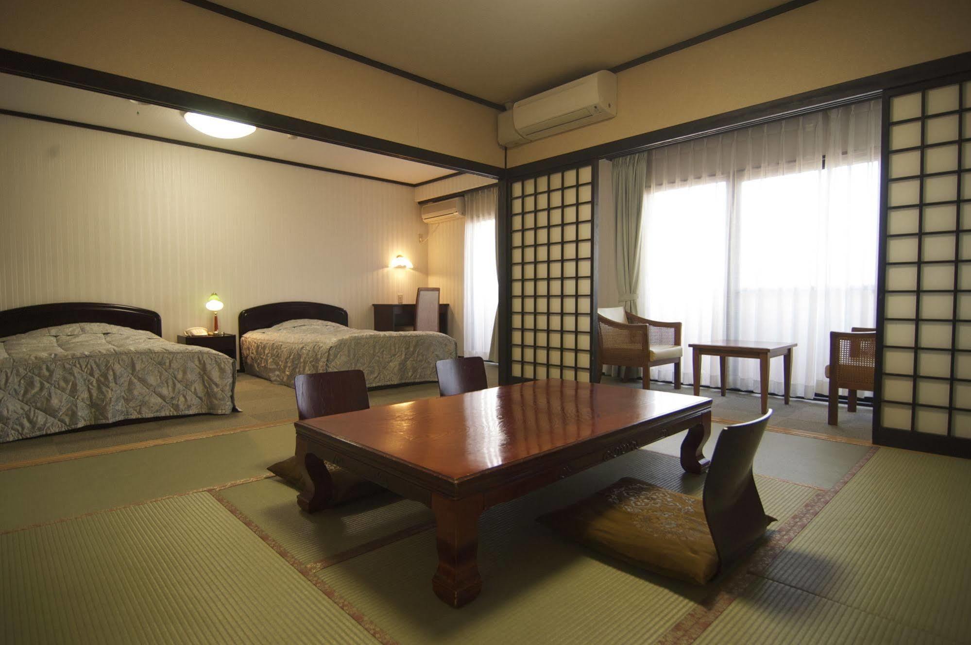 Yutorelo Ryokan Yamaga